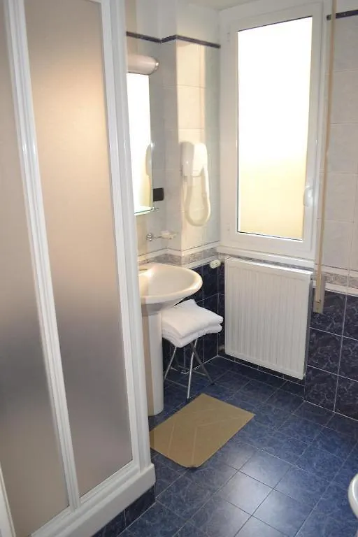 Hotel Il Gatto Rapallo 3*,  Italy