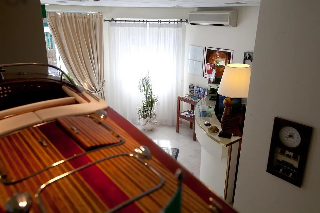 Hotel Il Gatto Rapallo 3*,  Italy